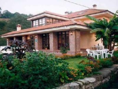 Hotel Benzua Villanueva de Ardisana Zewnętrze zdjęcie