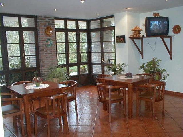 Hotel Benzua Villanueva de Ardisana Restauracja zdjęcie