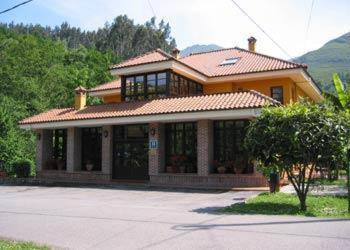 Hotel Benzua Villanueva de Ardisana Zewnętrze zdjęcie