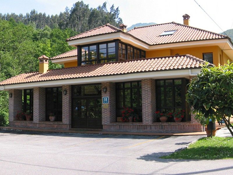Hotel Benzua Villanueva de Ardisana Zewnętrze zdjęcie
