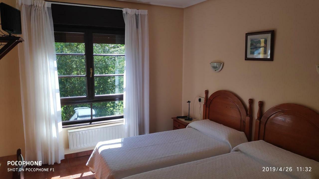 Hotel Benzua Villanueva de Ardisana Zewnętrze zdjęcie